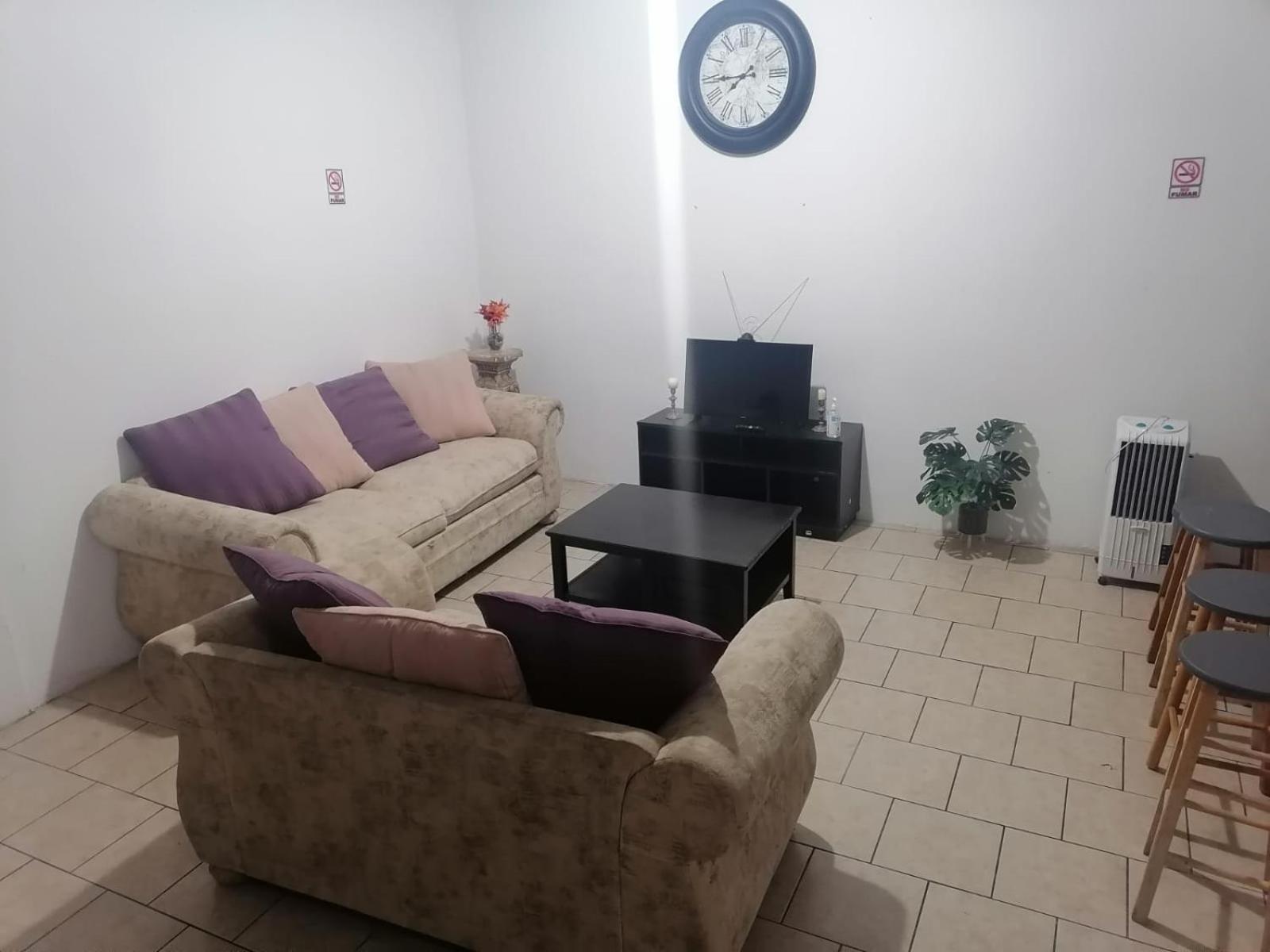 Casa Amplia Βίλα Σιουδάδ Χουάρες Εξωτερικό φωτογραφία